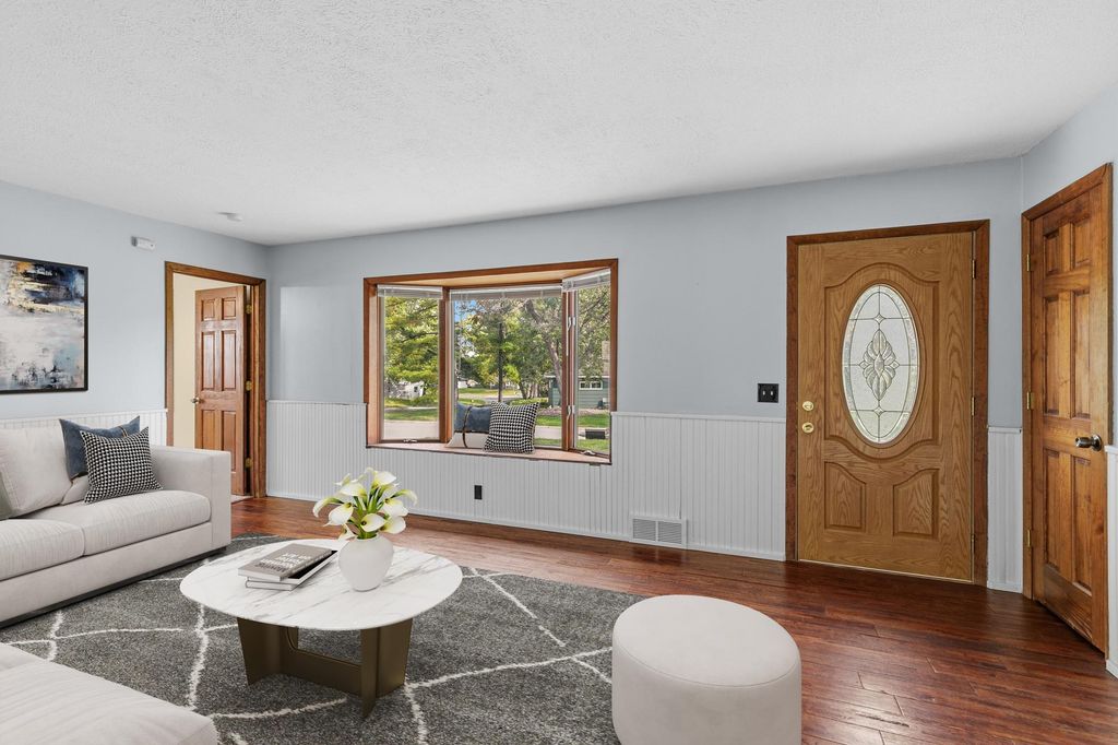 5201 Pennsylvania Avenue N, New Hope, MN 55428 — photo 4