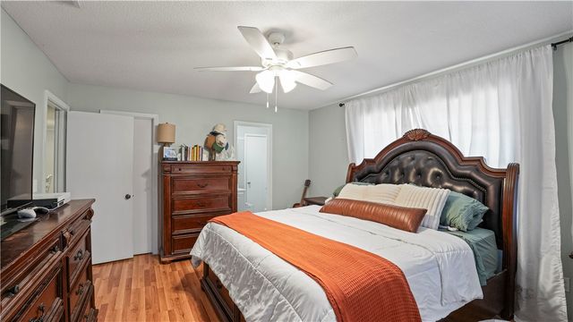 547 S 6th Street, Jesup, GA 31545