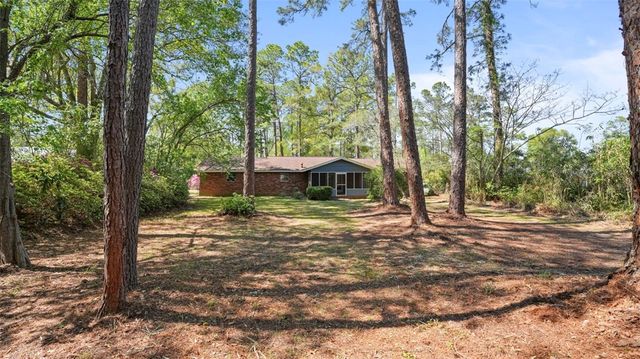 547 S 6th Street, Jesup, GA 31545