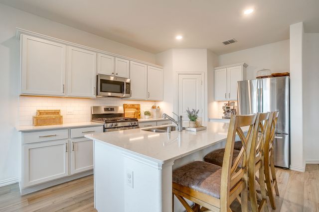 2504 Starwater Drive, Fort Worth, TX 76179