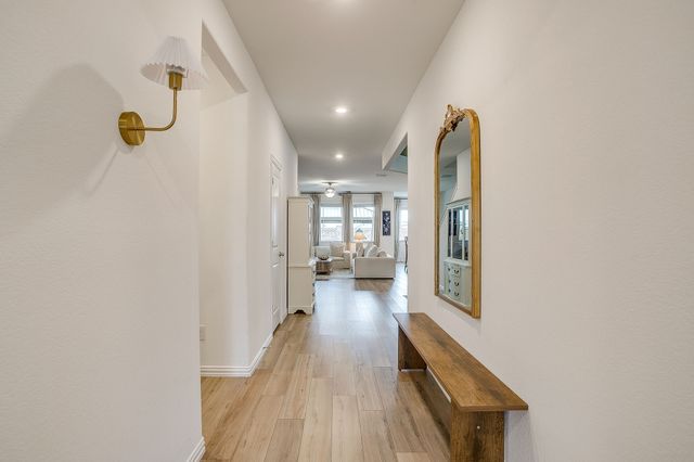 2504 Starwater Drive, Fort Worth, TX 76179