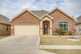 2504 Starwater Drive, Fort Worth, TX 76179