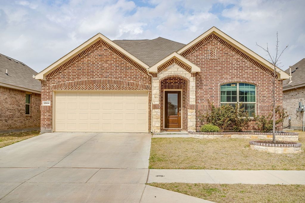 2504 Starwater Drive, Fort Worth, TX 76179