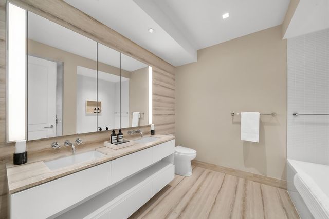 1 Wall St Apt 926, New York City, NY 10005