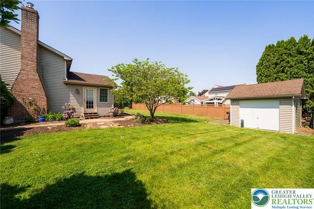 1404 Jeffrey Lane, Easton, PA 18045