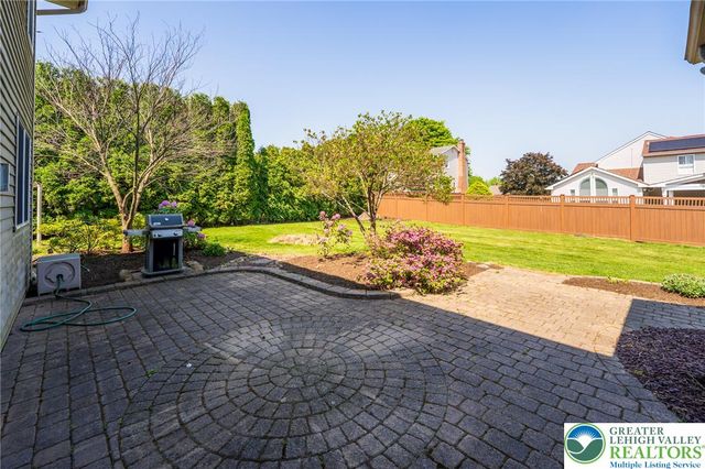 1404 Jeffrey Lane, Easton, PA 18045