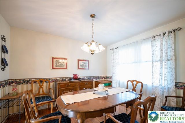 1404 Jeffrey Lane, Easton, PA 18045
