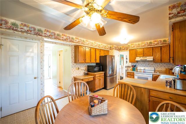 1404 Jeffrey Lane, Easton, PA 18045
