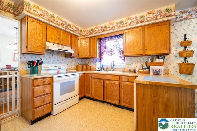 1404 Jeffrey Lane, Easton, PA 18045