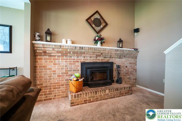 1404 Jeffrey Lane, Easton, PA 18045