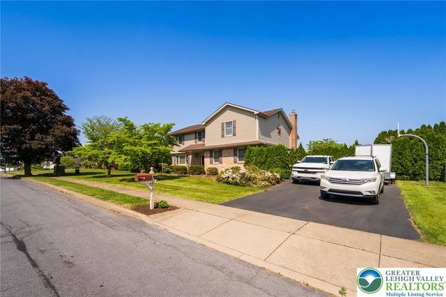 1404 Jeffrey Lane, Easton, PA 18045