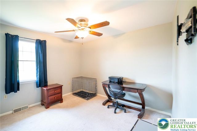 1404 Jeffrey Lane, Easton, PA 18045