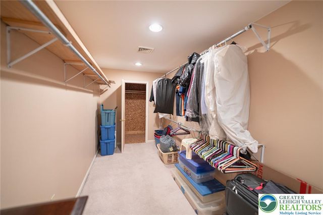1404 Jeffrey Lane, Easton, PA 18045