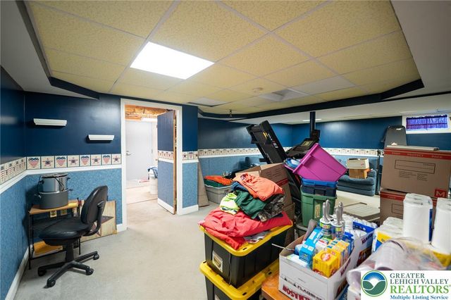 1404 Jeffrey Lane, Easton, PA 18045