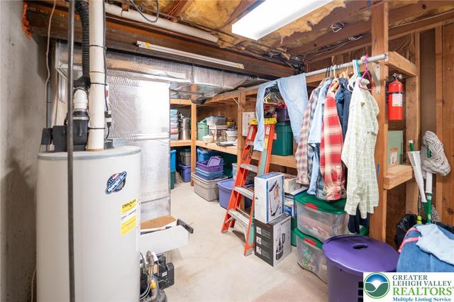 1404 Jeffrey Lane, Easton, PA 18045
