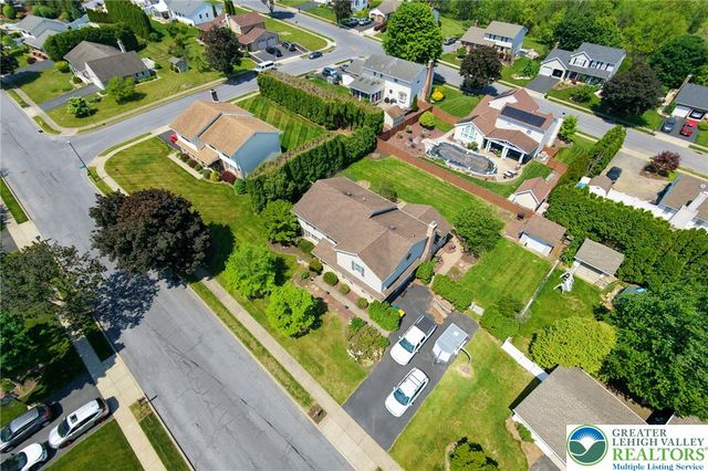 1404 Jeffrey Lane, Easton, PA 18045
