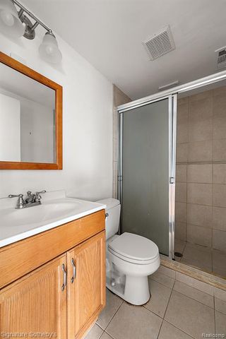 3626 Hillside Drive, Royal Oak, MI 48073