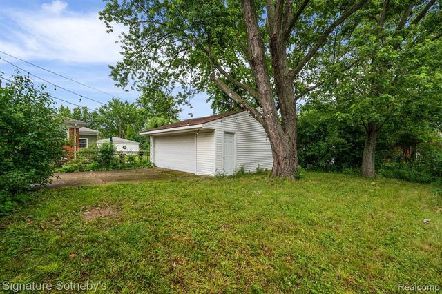 3626 Hillside Drive, Royal Oak, MI 48073