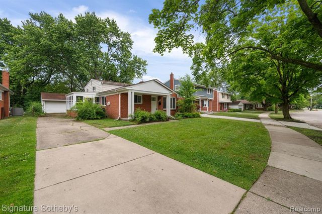 3626 Hillside Drive, Royal Oak, MI 48073