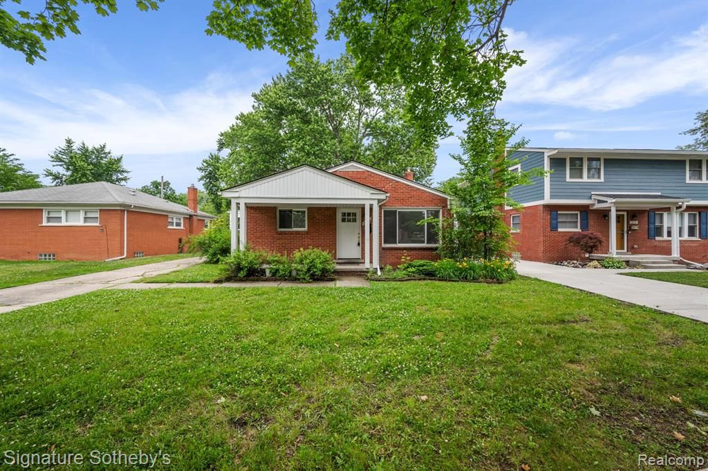 3626 Hillside Drive, Royal Oak, MI 48073