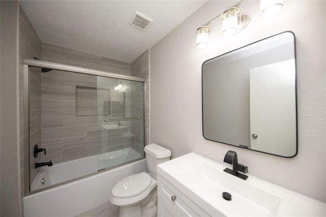 4220 Belle Park Drive, Houston, TX 77072