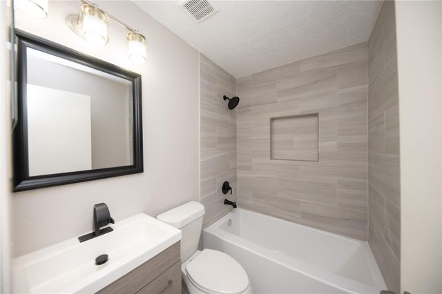4220 Belle Park Drive, Houston, TX 77072