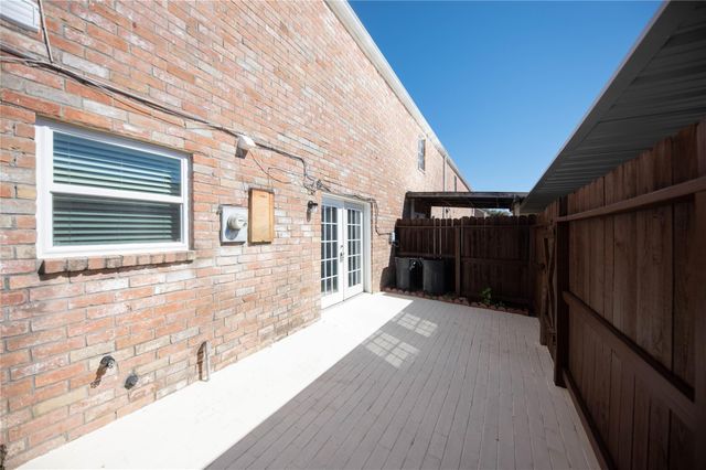 4220 Belle Park Drive, Houston, TX 77072