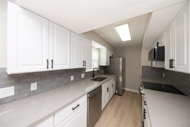 4220 Belle Park Drive, Houston, TX 77072