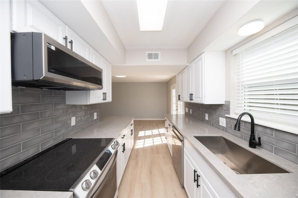 4220 Belle Park Drive, Houston, TX 77072