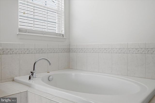 195 WOODSTREAM BLVD, Stafford, VA 22556