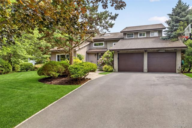 3 Leir Court, White Plains, NY 10605