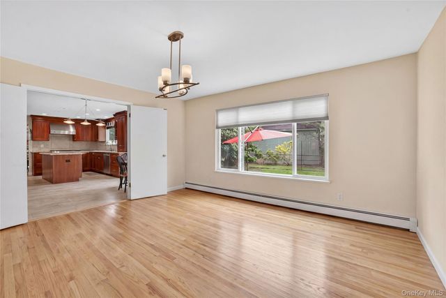 3 Leir Court, White Plains, NY 10605
