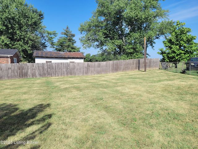 1053 Plum Run Rd, Bardstown, KY 40004