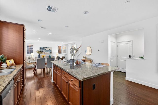 3210 La Rochelle Way, San Jose, CA 95135