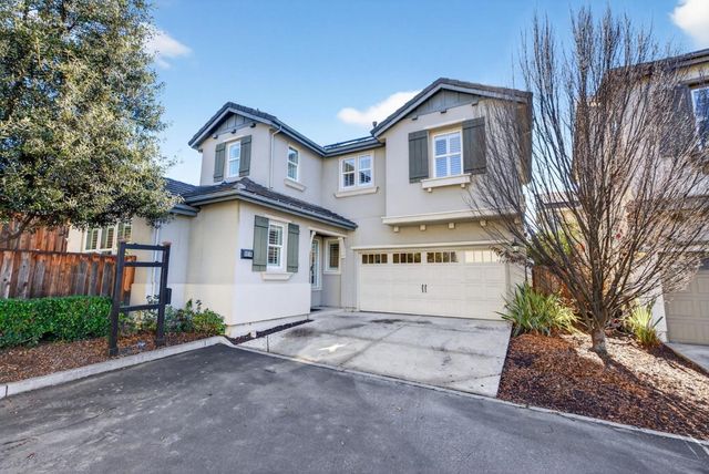 3210 La Rochelle Way, San Jose, CA 95135