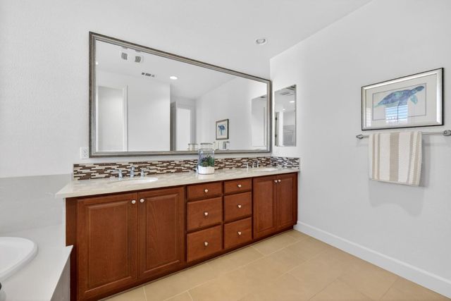 3210 La Rochelle Way, San Jose, CA 95135