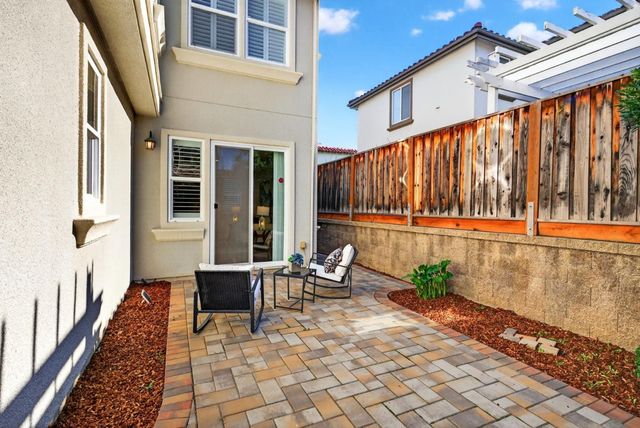 3210 La Rochelle Way, San Jose, CA 95135