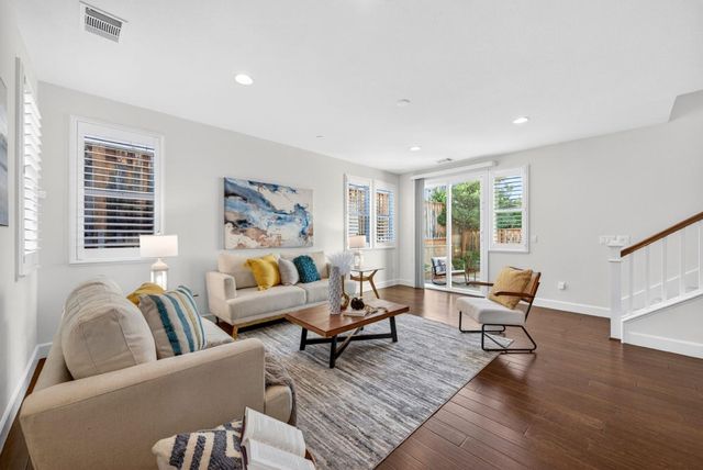 3210 La Rochelle Way, San Jose, CA 95135