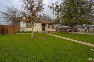 4416 Mesa Drive, Bakersfield, CA 93306