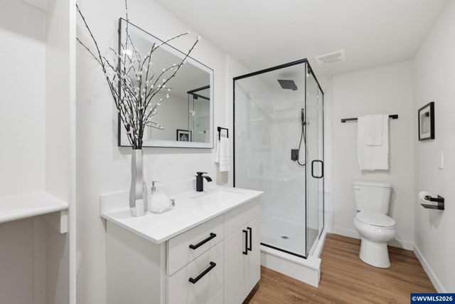 987 Travis Av, Eugene, OR 97404