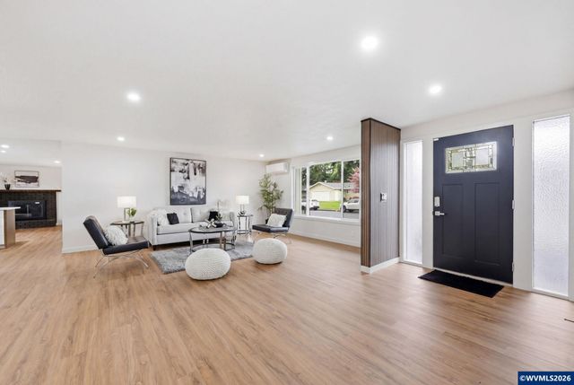 987 Travis Av, Eugene, OR 97404