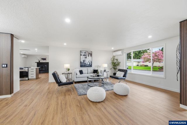 987 Travis Av, Eugene, OR 97404