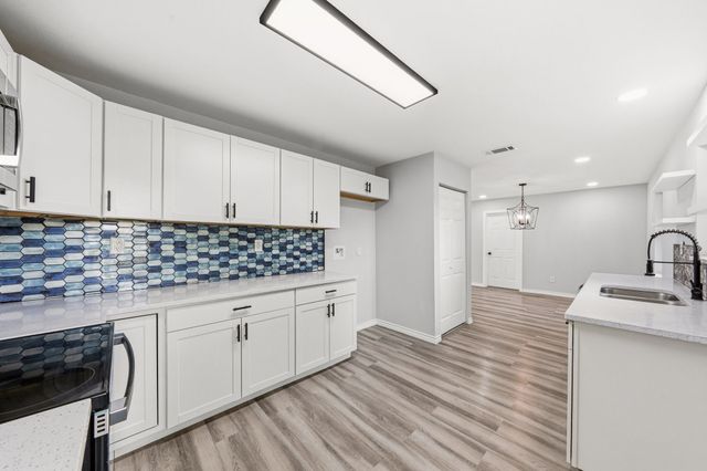 6245 Fenway Street, Dallas, TX 75217