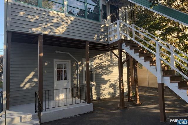 27 Passaic Avenue, Nutley, NJ 07110