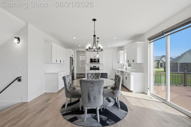 4160 Spring Meadow Drive, Sterling Heights, MI 48314