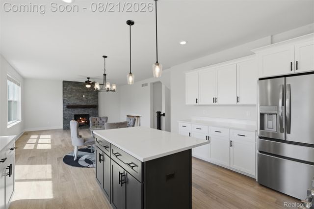 4160 Spring Meadow Drive, Sterling Heights, MI 48314