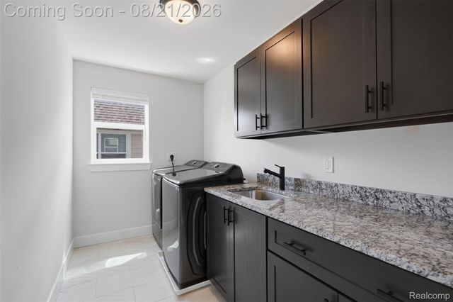 4160 Spring Meadow Drive, Sterling Heights, MI 48314
