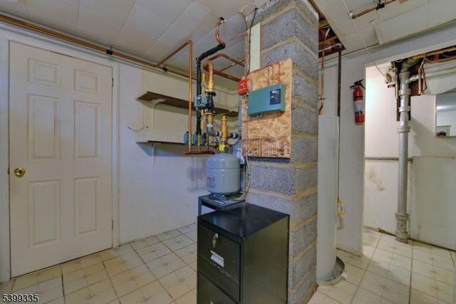 7 Parsons Rd, Lincoln Park Boro, NJ 07035