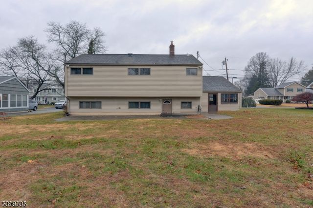 7 Parsons Rd, Lincoln Park Boro, NJ 07035