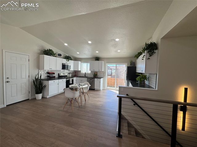 886 Badger Drive, Colorado Springs, CO 80916